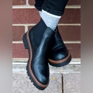 Caslon Miller Water Resistant Chelsea Boot